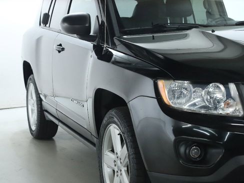 Used 2012 Jeep Compass Limited image 14