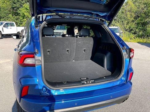 Used 2023 Ford Escape ST-Line w/ Tech Pack #1 AWD/4WD image 35