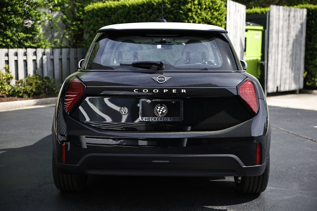 New 2026 MINI Cooper 2-Door Hardtop FWD image 10