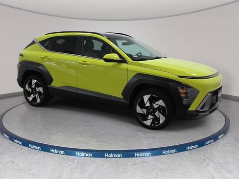 Used 2024 Hyundai Kona Limited AWD/4WD image 4