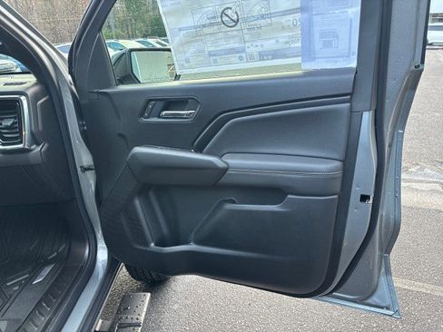 New 2026 GMC Canyon Elevation w/ Convenience Package image 40