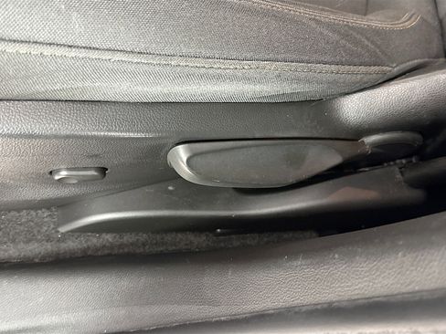 Used 2022 Chevrolet Trax LS w/ Tint and Cruise Package image 22