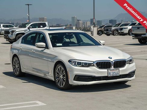 Used 2019 BMW 530i RWD image 3