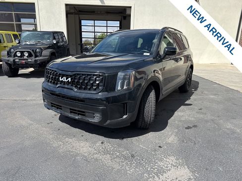 Used 2024 Kia Telluride SX Prestige X-Pro AWD/4WD image 3