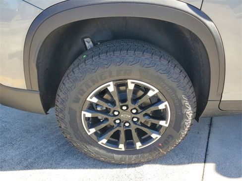 New 2026 Chevrolet Traverse Z71 w/ Driver Confidence Package image 5