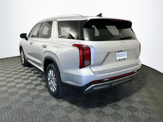 Used 2024 Hyundai Palisade SEL FWD image 7