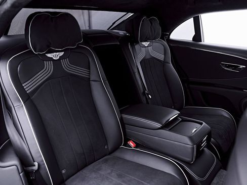 Used 2023 Bentley Flying Spur S V8 AWD/4WD image 49