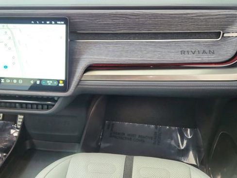 Used 2024 Rivian R1S Adventure image 41