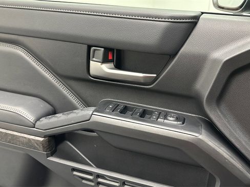 Certified 2025 Toyota Tacoma Limited image 18