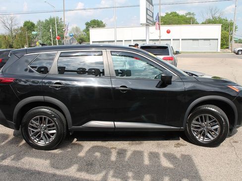 Used 2021 Nissan Rogue S AWD/4WD image 6