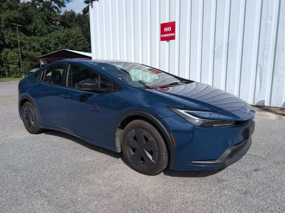 Used 2025 Toyota Prius LE