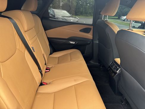 Used 2025 Lexus RX 350 FWD w/ Technology Package image 29