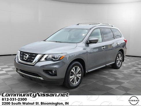 Used 2019 Nissan Pathfinder SL AWD/4WD image 1