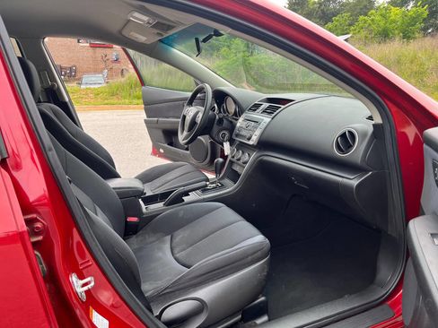 Used 2011 MAZDA MAZDA6 i Sport FWD image 12