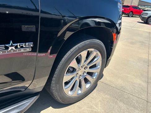 Used 2023 Chevrolet Tahoe Premier w/ Texas Edition RWD image 16
