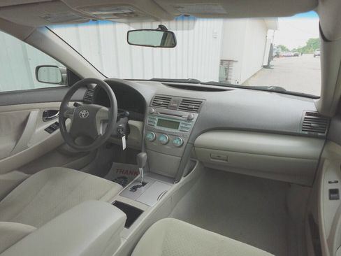 Used 2007 Toyota Camry LE image 21