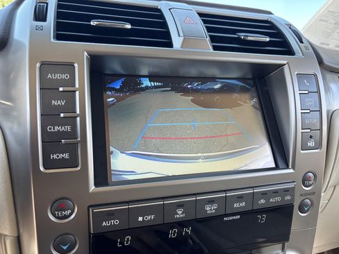 Used 2019 Lexus GX 460 Premium AWD/4WD image 22