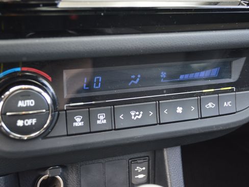 Used 2015 Toyota Corolla S FWD image 22