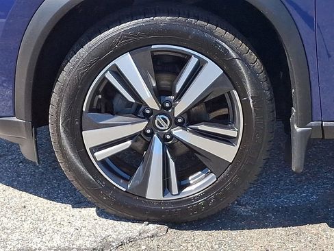 Used 2021 Nissan Rogue SL w/ Premium Package AWD/4WD image 8