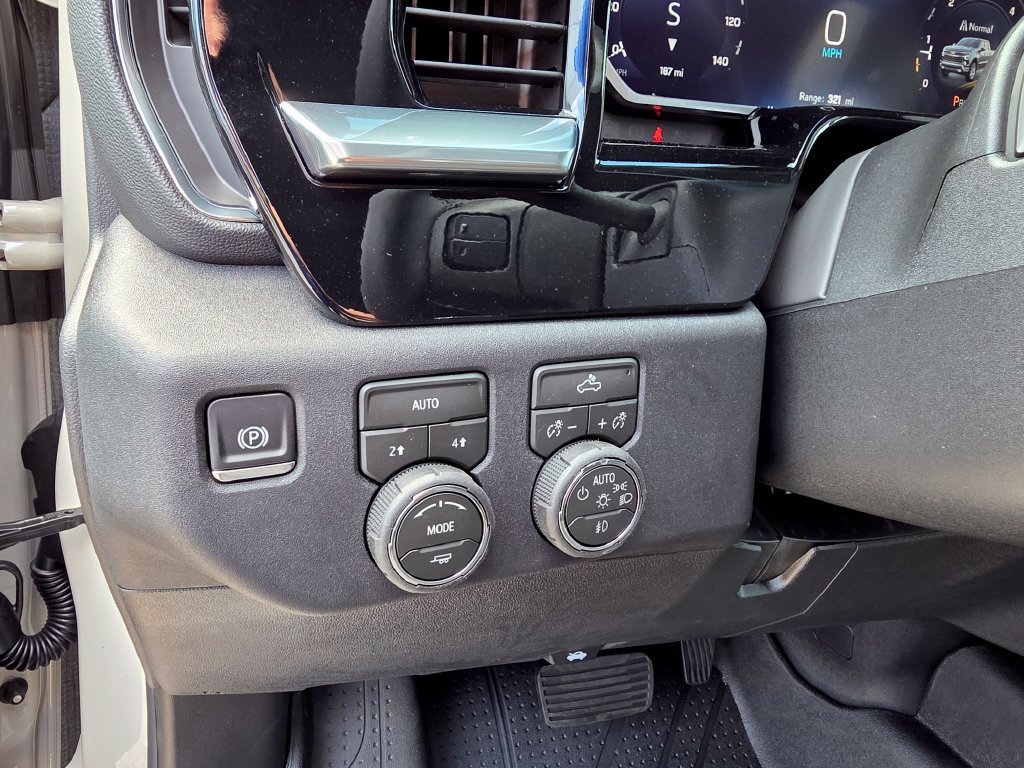 New 2026 Chevrolet Silverado 1500 RST w/ RST Select Package AWD/4WD image 17