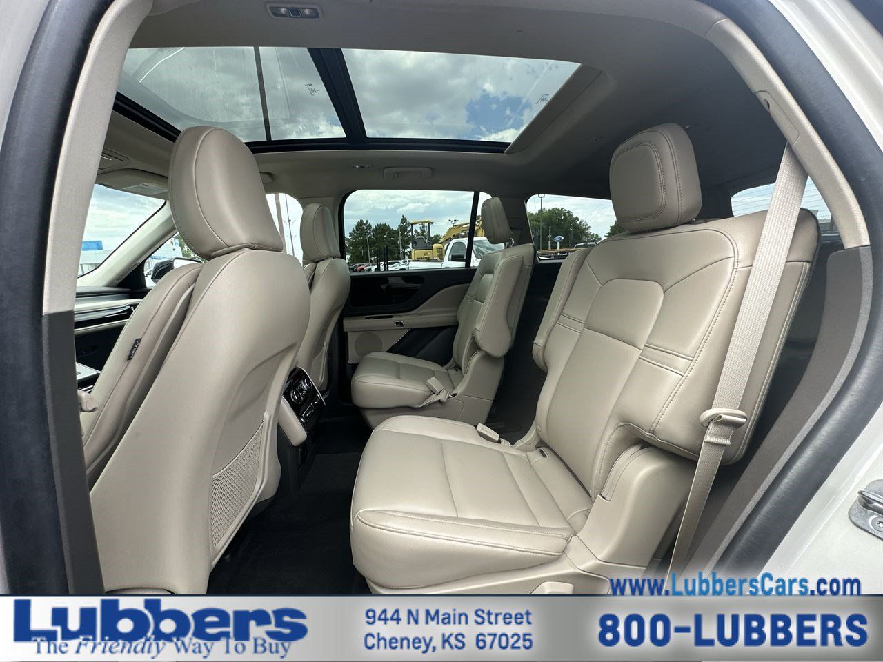Used 2023 Lincoln Aviator 2WD w/ Premium Package image 22