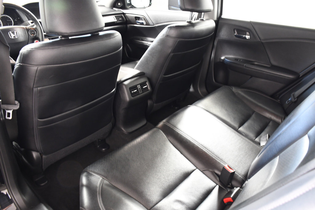 Used 2015 Honda Accord EX-L image 25