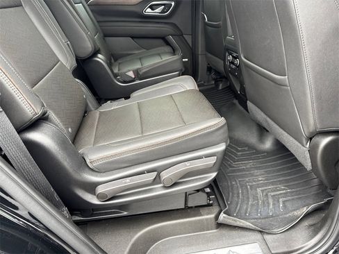 Used 2023 Chevrolet Tahoe High Country image 16