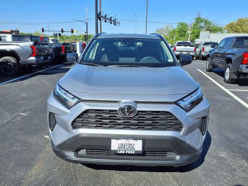 Certified 2025 Toyota RAV4 LE AWD/4WD image 29