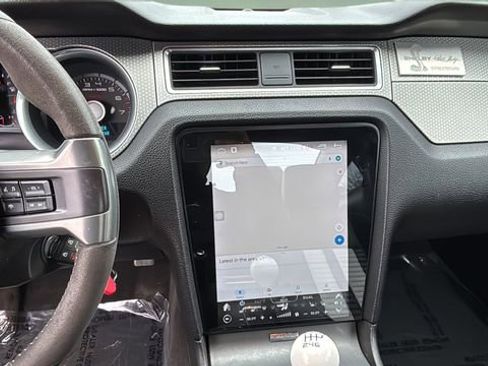 Used 2011 Ford Mustang Shelby GT500 w/ SVT Performance Pkg image 10