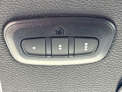 New 2026 Jeep Gladiator Rubicon w/ Steel Power Dome Hood Package AWD/4WD image 33