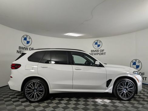 New 2026 BMW X5 xDrive40i w/ M Sport Package AWD/4WD image 5