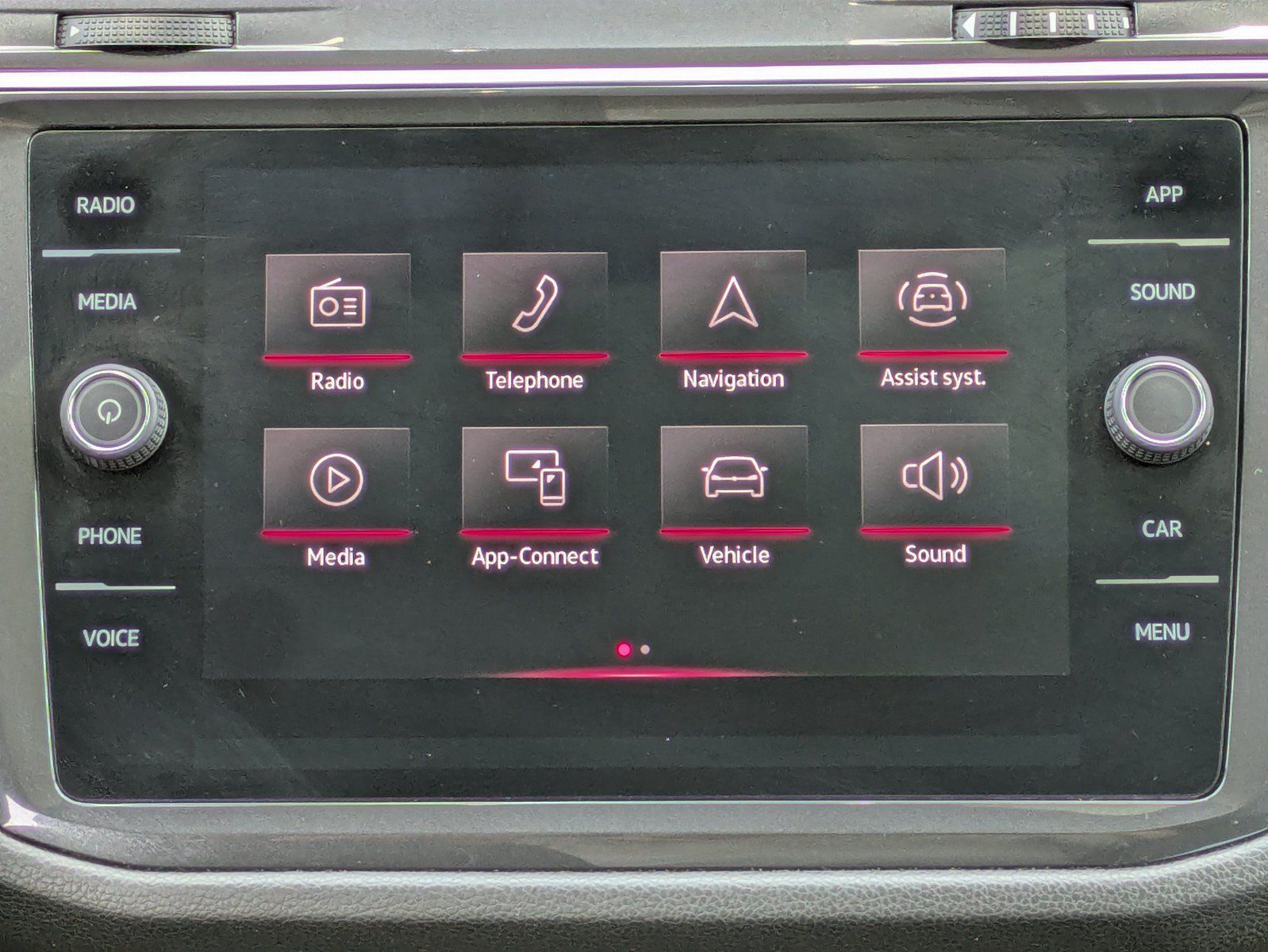 Used 2024 Volkswagen Tiguan SE R-Line FWD image 15