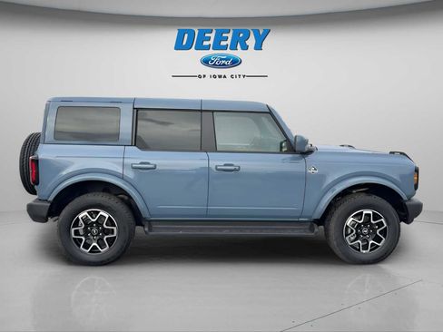 Used 2025 Ford Bronco Outer Banks image 7