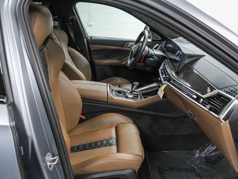 Used 2025 BMW X6 M Competition w/ Executive Package image 18