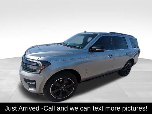 Used 2024 Ford Expedition Limited RWD image 1