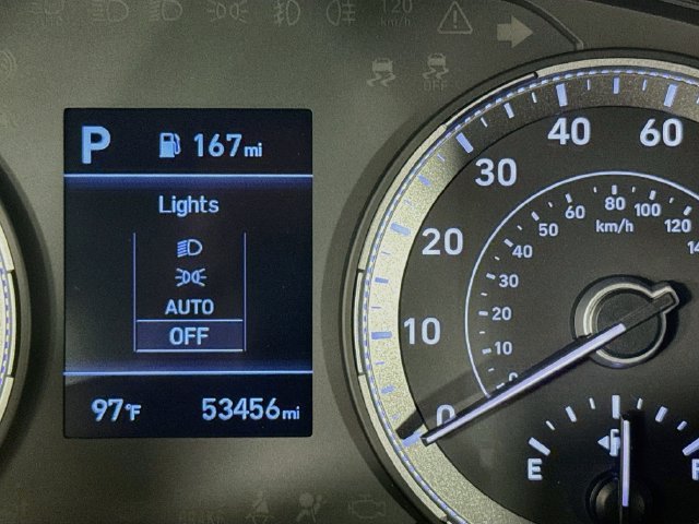 Used 2020 Hyundai Venue SE FWD image 13