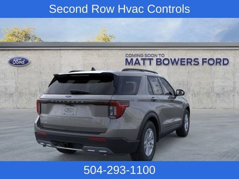 New 2026 Ford Explorer Active RWD image 10