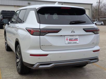 New 2026 Mitsubishi Outlander SE