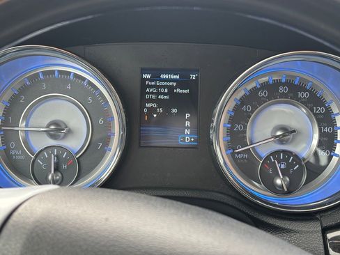 Used 2013 Chrysler 300 C w/ Beats Audio Group image 18