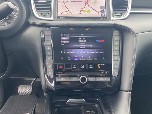 Used 2021 INFINITI QX50 Sensory image 22