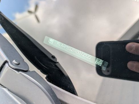 Used 2024 Buick Encore GX Preferred FWD image 34