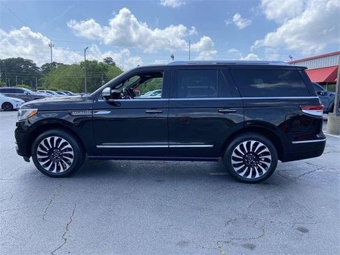 Used 2022 Lincoln Navigator Black Label image 14
