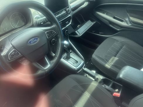Used 2020 Ford EcoSport SE w/ SE Convenience Package FWD image 5