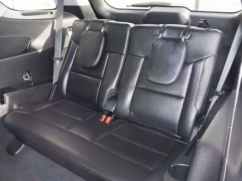 Used 2023 Ford Explorer Limited w/ Equipment Group 301A image 9