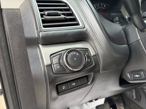 Used 2017 Ford Explorer Platinum AWD/4WD image 10