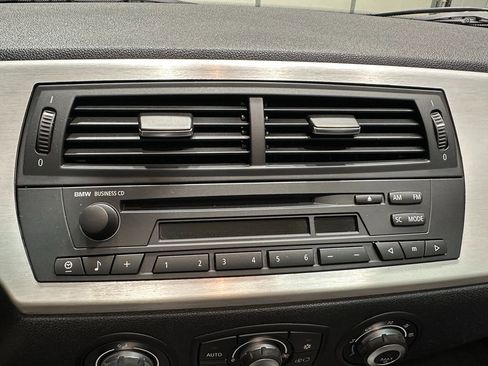 Used 2006 BMW M Roadster image 28