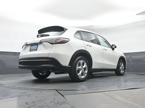 Certified 2024 Honda HR-V LX image 31