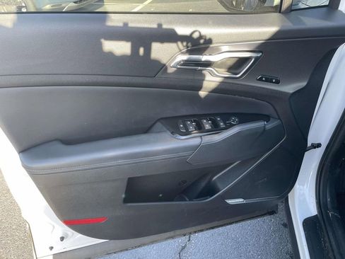 Used 2023 Kia Sportage SX image 26