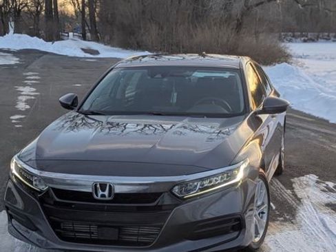 Used 2019 Honda Accord LX image 1