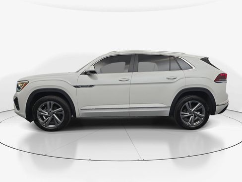 Used 2024 Volkswagen Atlas Cross Sport SEL R-Line AWD/4WD image 5
